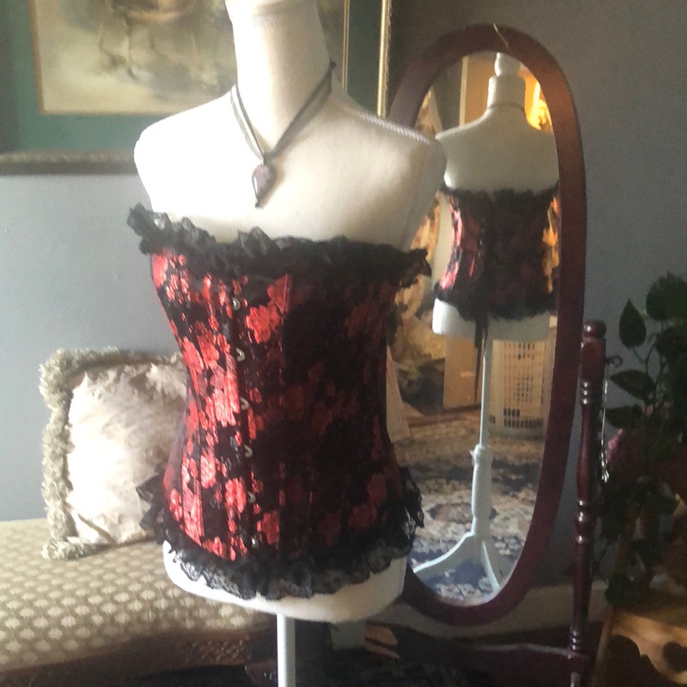 SOLD ⭐️⭐️ Lace-Up Boned Overbust Corset Bustier Lingerie Sexy Body shaper ♥️.